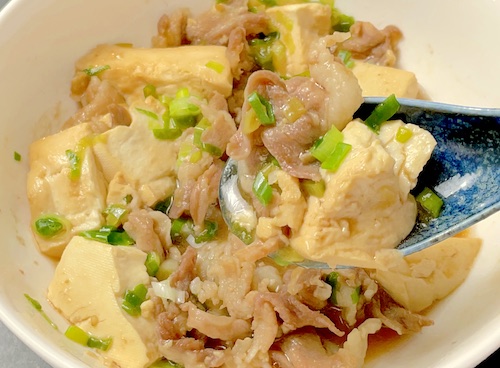 レンチン肉豆腐のズボラレシピの完成